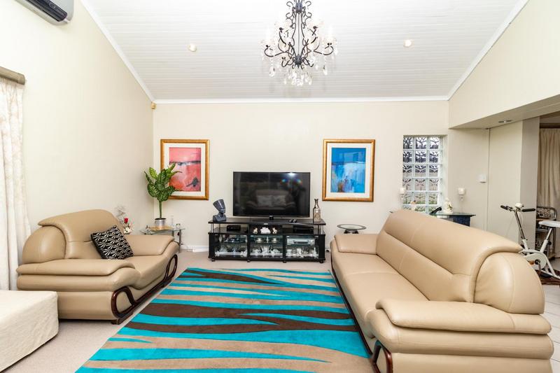To Let 3 Bedroom Property for Rent in Table View Western Cape